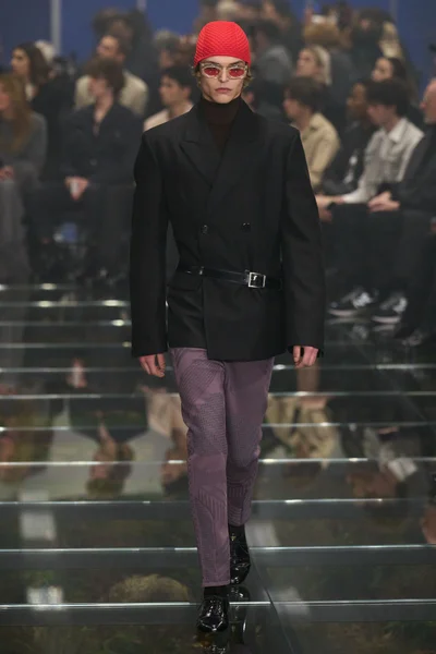 Look 38